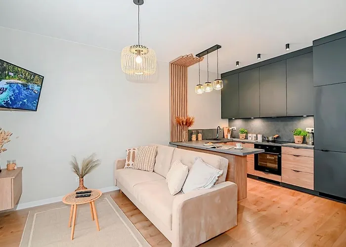 アパート Warzywna レシュノ